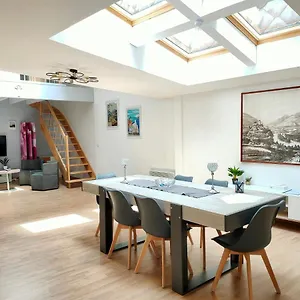 https://luxury-loft-lourdes.midi-pyreneeshotels.com