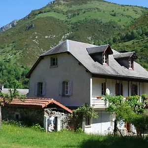 https://maison-lacoste.midi-pyreneeshotels.com